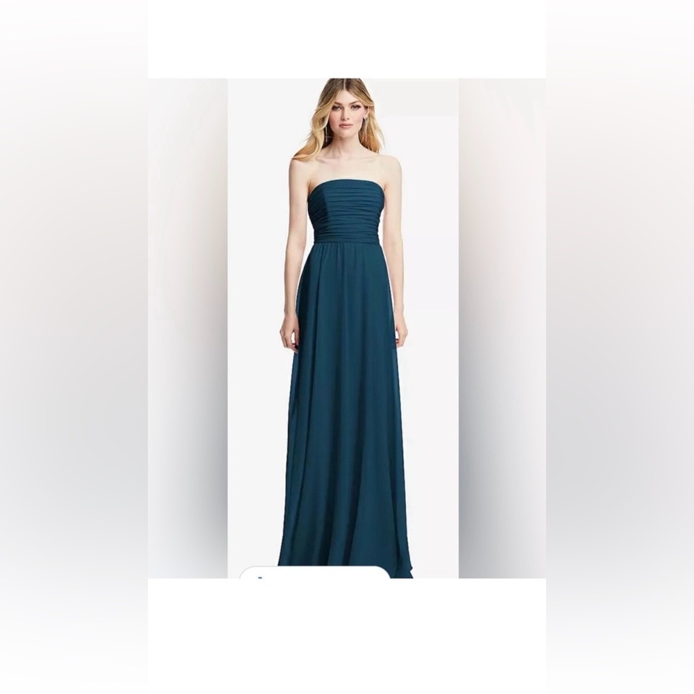 New After Six bridesmaid dress. Never worn excellent condition. Size 22W